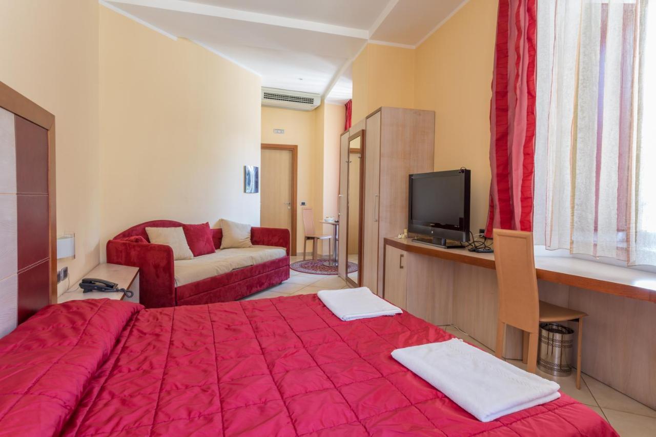 Hotel Conte Ruggero Serra San Bruno Eksteriør billede
