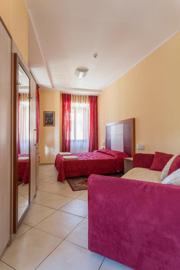 Hotel Conte Ruggero Serra San Bruno Eksteriør billede